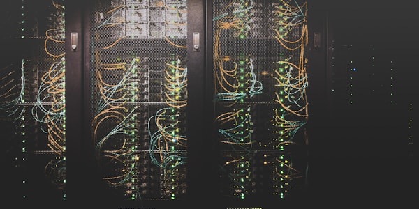 企业云端数据备份合规性与最佳实践指南封面